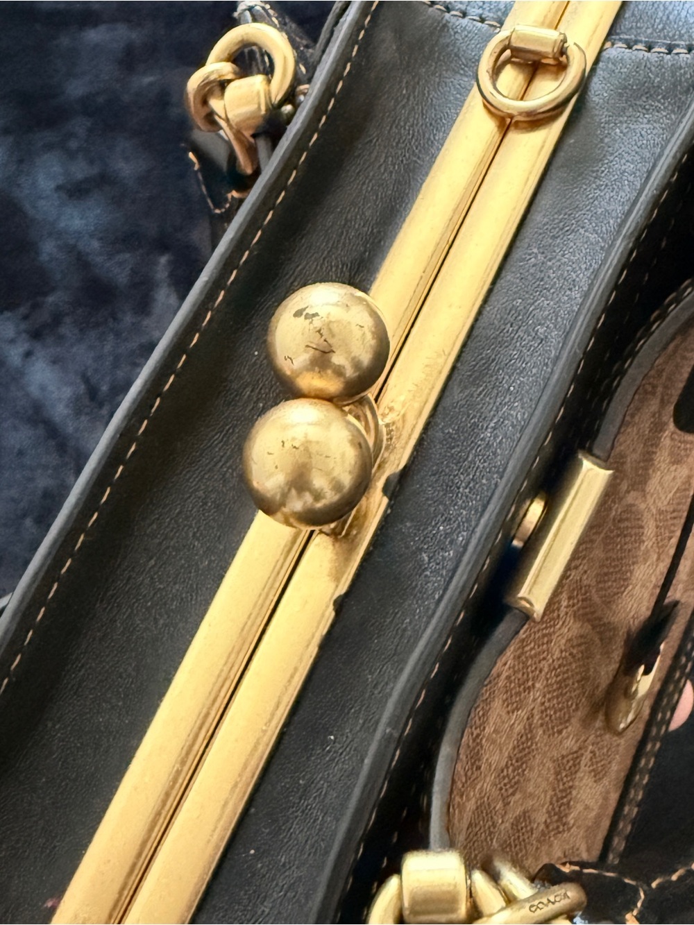 Coach Kisslock Signature C Dreamer 21 - Picture 9 of 16